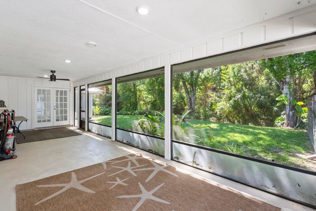 435 61st Avenue, Vero Beach, FL 32968