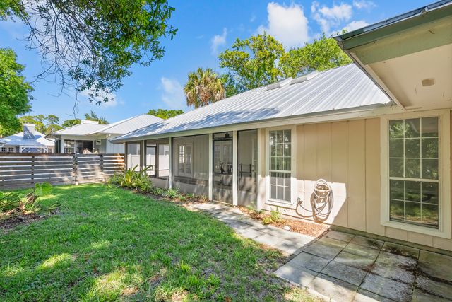 435 61st Avenue, Vero Beach, FL 32968
