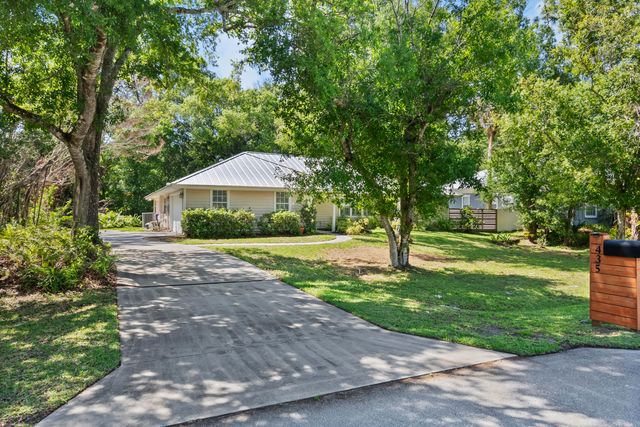 435 61st Avenue, Vero Beach, FL 32968