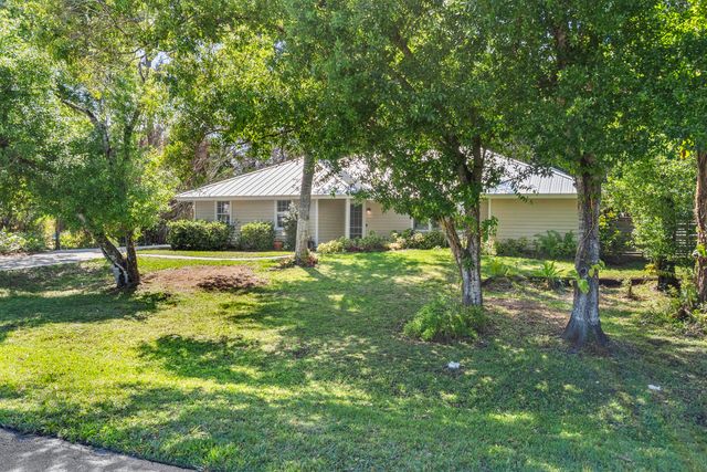 435 61st Avenue, Vero Beach, FL 32968