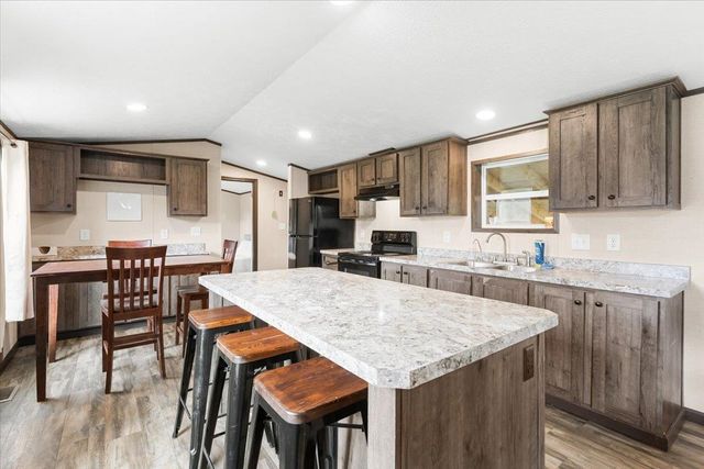 699 Route 122, Wheelock, VT 05851