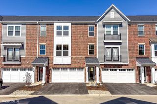 212 Mountain Interval Road 06325, Schaumburg, IL 60193