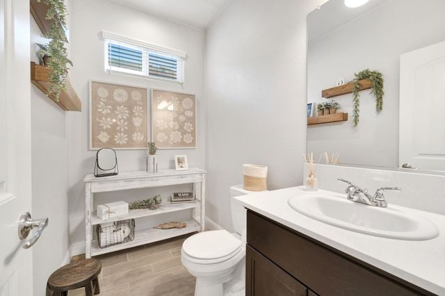 2752 Pontiac Avenue, Clovis, CA 93611