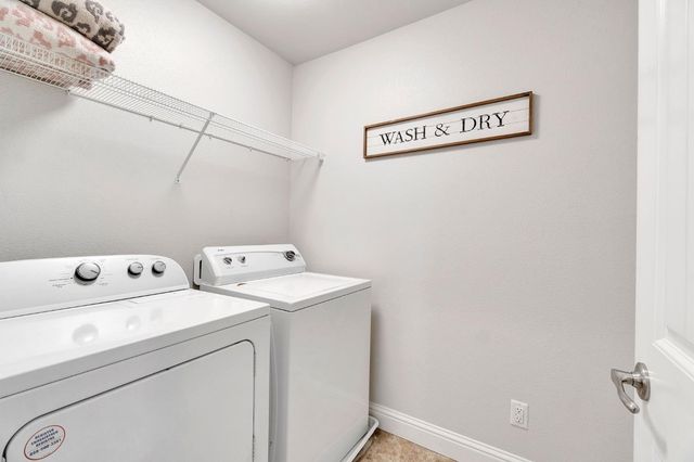 2752 Pontiac Avenue, Clovis, CA 93611