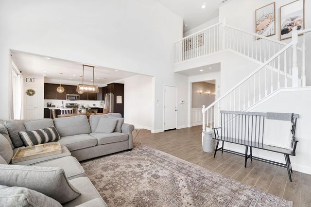 2752 Pontiac Avenue, Clovis, CA 93611