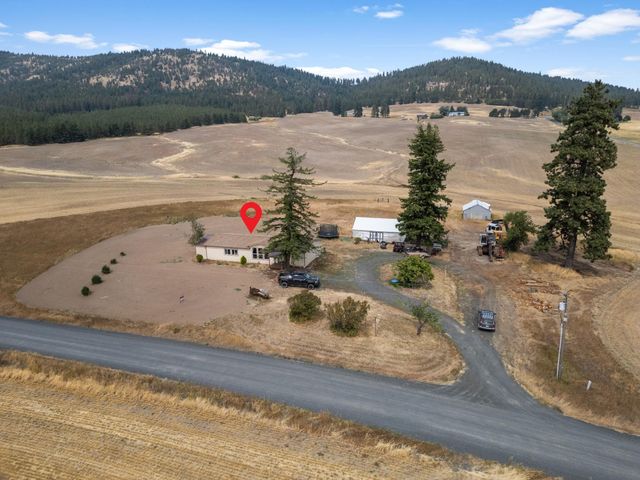 38521 Tekoa Idaho Rd, Tekoa, WA 99033
