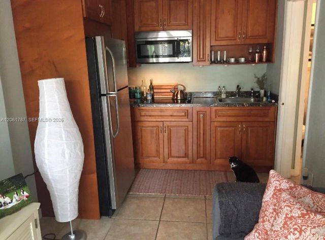 1200 Wallace St B, Coral Gables, FL 33134