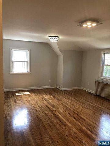 3-33 31st Street 2nd flr, Fair Lawn, NJ 07410