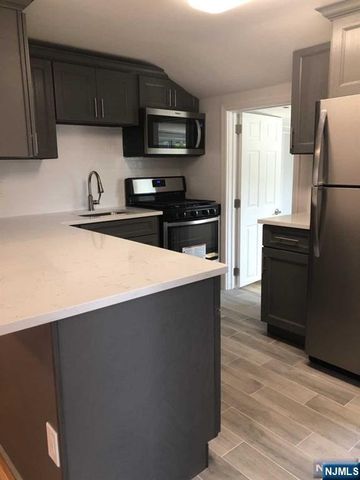3-33 31st Street 2nd flr, Fair Lawn, NJ 07410