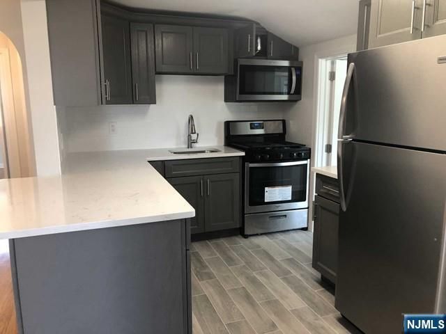 3-33 31st Street 2nd flr, Fair Lawn, NJ 07410