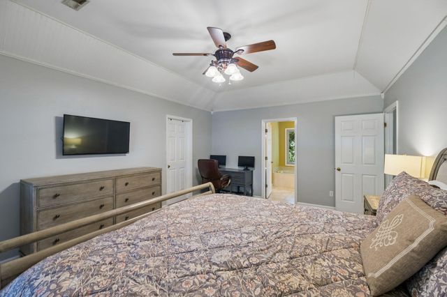 501 N Palisades Drive, Signal Mountain, TN 37377