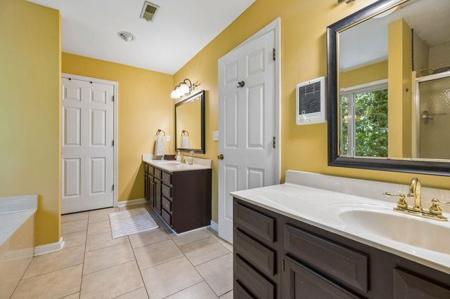 501 N Palisades Drive, Signal Mountain, TN 37377