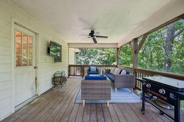 501 N Palisades Drive, Signal Mountain, TN 37377