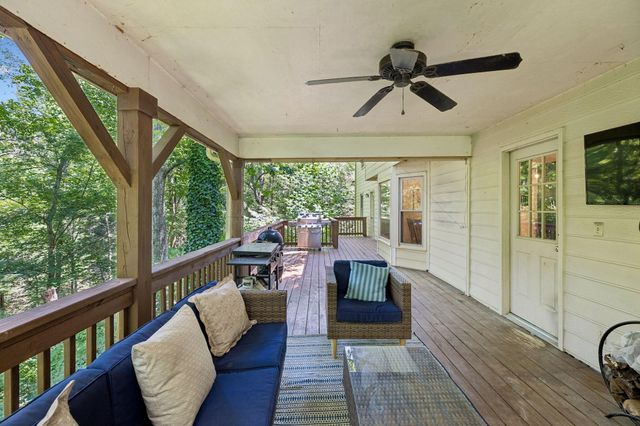 501 N Palisades Drive, Signal Mountain, TN 37377