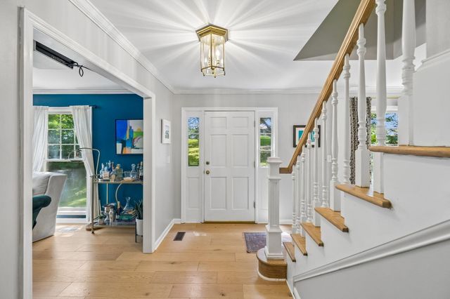 501 N Palisades Drive, Signal Mountain, TN 37377