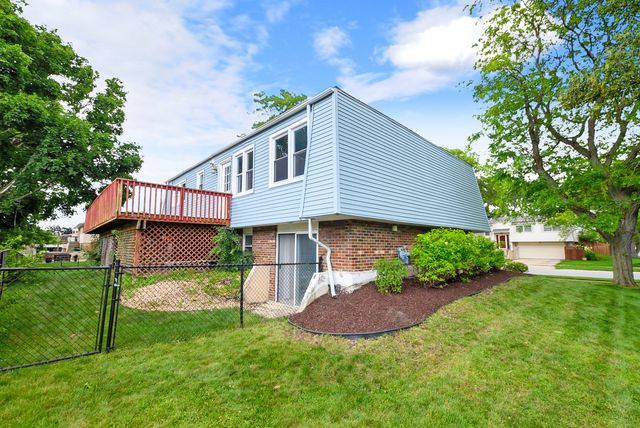 16242 Olcott Avenue, Tinley Park, IL 60477