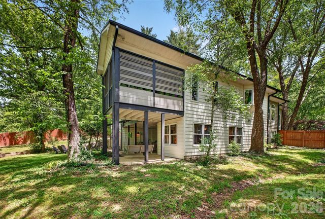 170 Weston Road, Arden, NC 28704