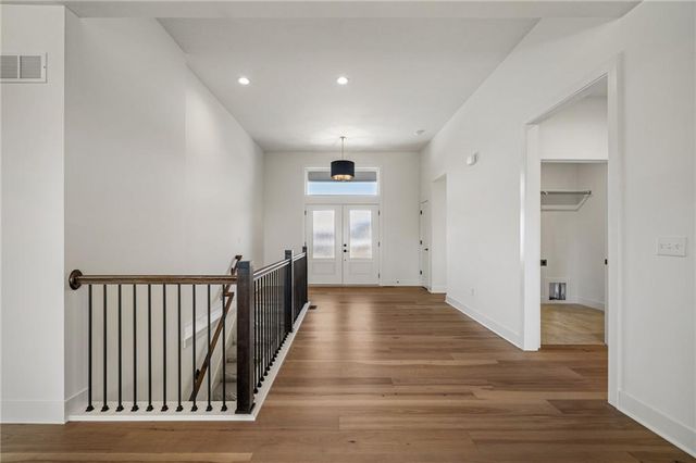 25010 W 89th Terrace, Lenexa, KS 66227