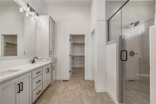 25010 W 89th Terrace, Lenexa, KS 66227