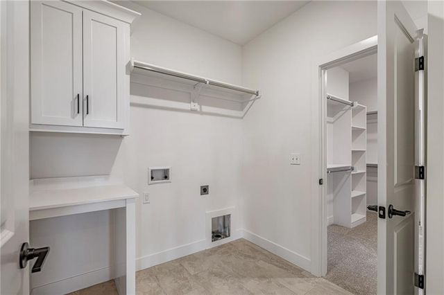 25010 W 89th Terrace, Lenexa, KS 66227