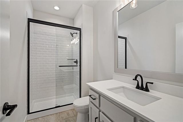 25010 W 89th Terrace, Lenexa, KS 66227