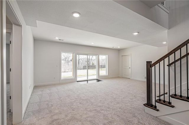 25010 W 89th Terrace, Lenexa, KS 66227