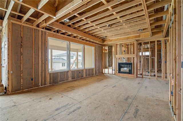 25010 W 89th Terrace, Lenexa, KS 66227