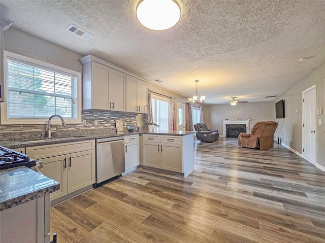 48 Savanna Court, Powder Springs, GA 30127