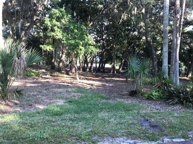 4407 S SHADE AVENUE, Sarasota, FL 34231