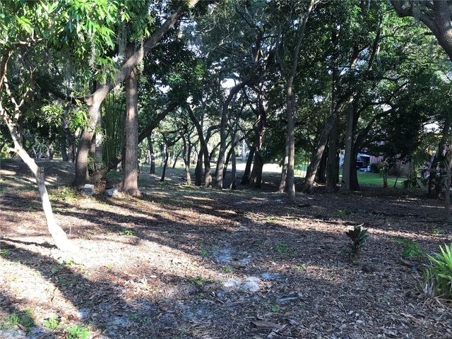 4407 S SHADE AVENUE, Sarasota, FL 34231