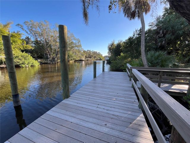 4407 S SHADE AVENUE, Sarasota, FL 34231