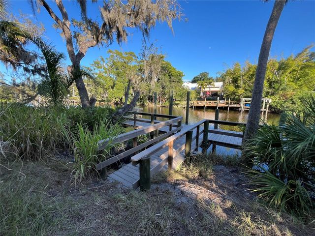 4407 S SHADE AVENUE, Sarasota, FL 34231