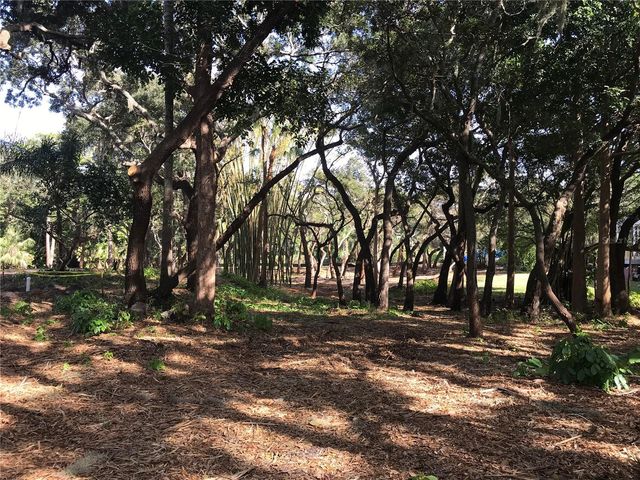 4407 S SHADE AVENUE, Sarasota, FL 34231