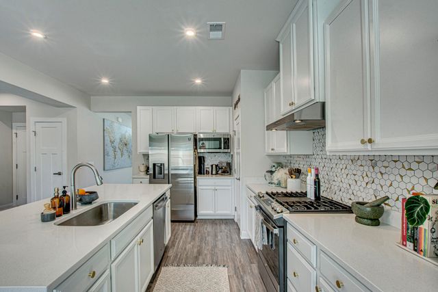 149 Country Oaks Lane, Wando, SC 29492
