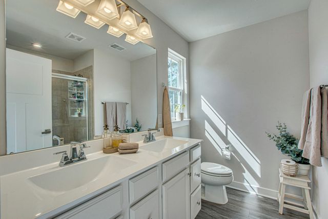 149 Country Oaks Lane, Wando, SC 29492