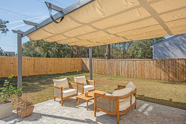 149 Country Oaks Lane, Wando, SC 29492