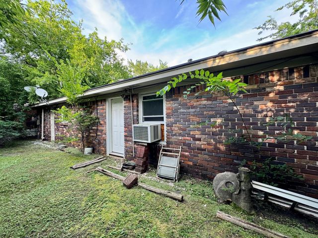 3917 Willow Springs Lane, Houston, TX 77080