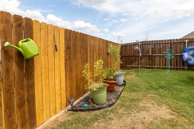 2055 Wildcat Trail, Crandall, TX 75114