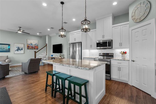 22318 Vista Del Mar, Galveston, TX 77554