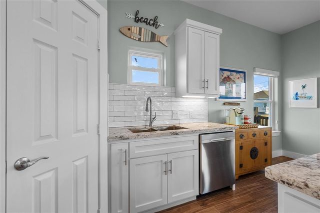 22318 Vista Del Mar, Galveston, TX 77554