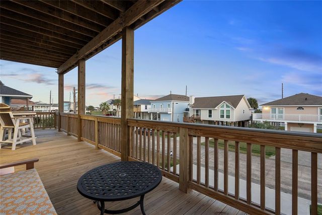 22318 Vista Del Mar, Galveston, TX 77554