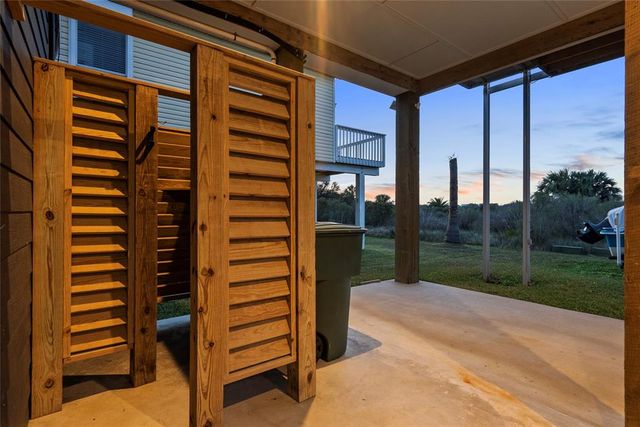 22318 Vista Del Mar, Galveston, TX 77554