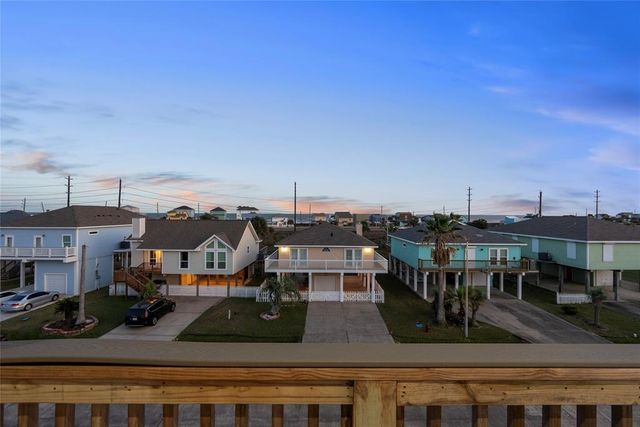 22318 Vista Del Mar, Galveston, TX 77554