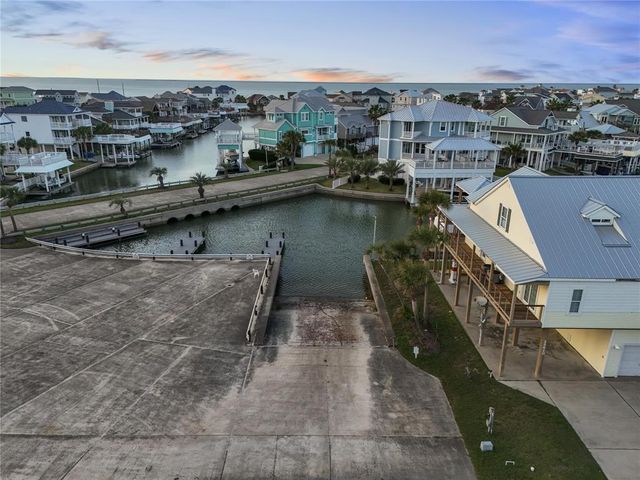 22318 Vista Del Mar, Galveston, TX 77554