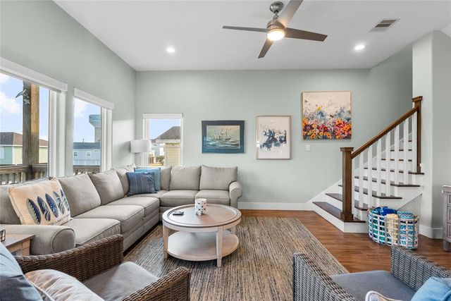 22318 Vista Del Mar, Galveston, TX 77554