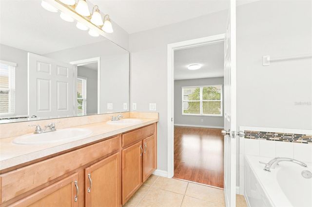 642 BLACK EAGLE DRIVE, Groveland, FL 34736