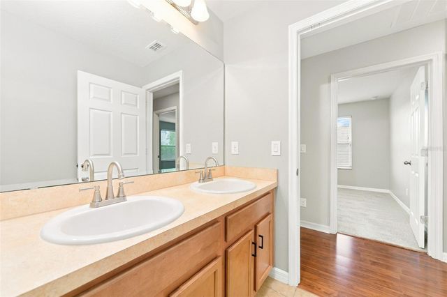 642 BLACK EAGLE DRIVE, Groveland, FL 34736