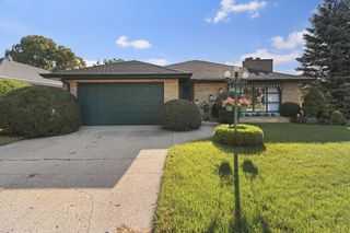 7769 3rd AVENUE, Kenosha, WI 53143