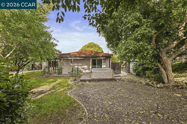 1408 Oakmont Pl, Pittsburg, CA 94565