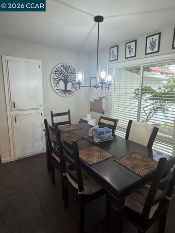 1408 Oakmont Pl, Pittsburg, CA 94565